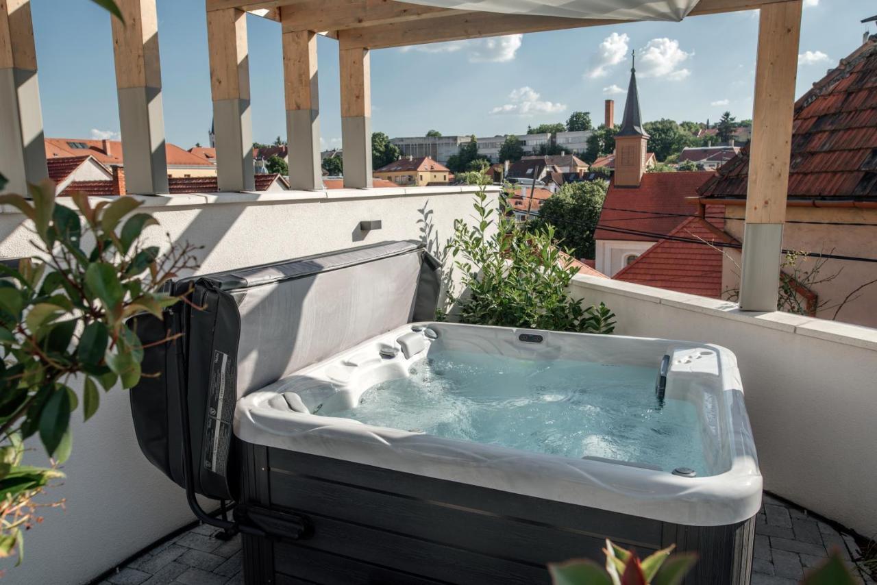 Aparthotel Loftlakasom**** Veszprém Exterior foto